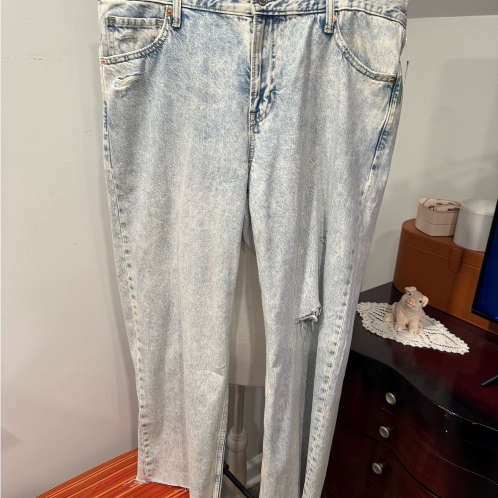 GAP Acid Wash Denim Jeans - Picture 2 of 8